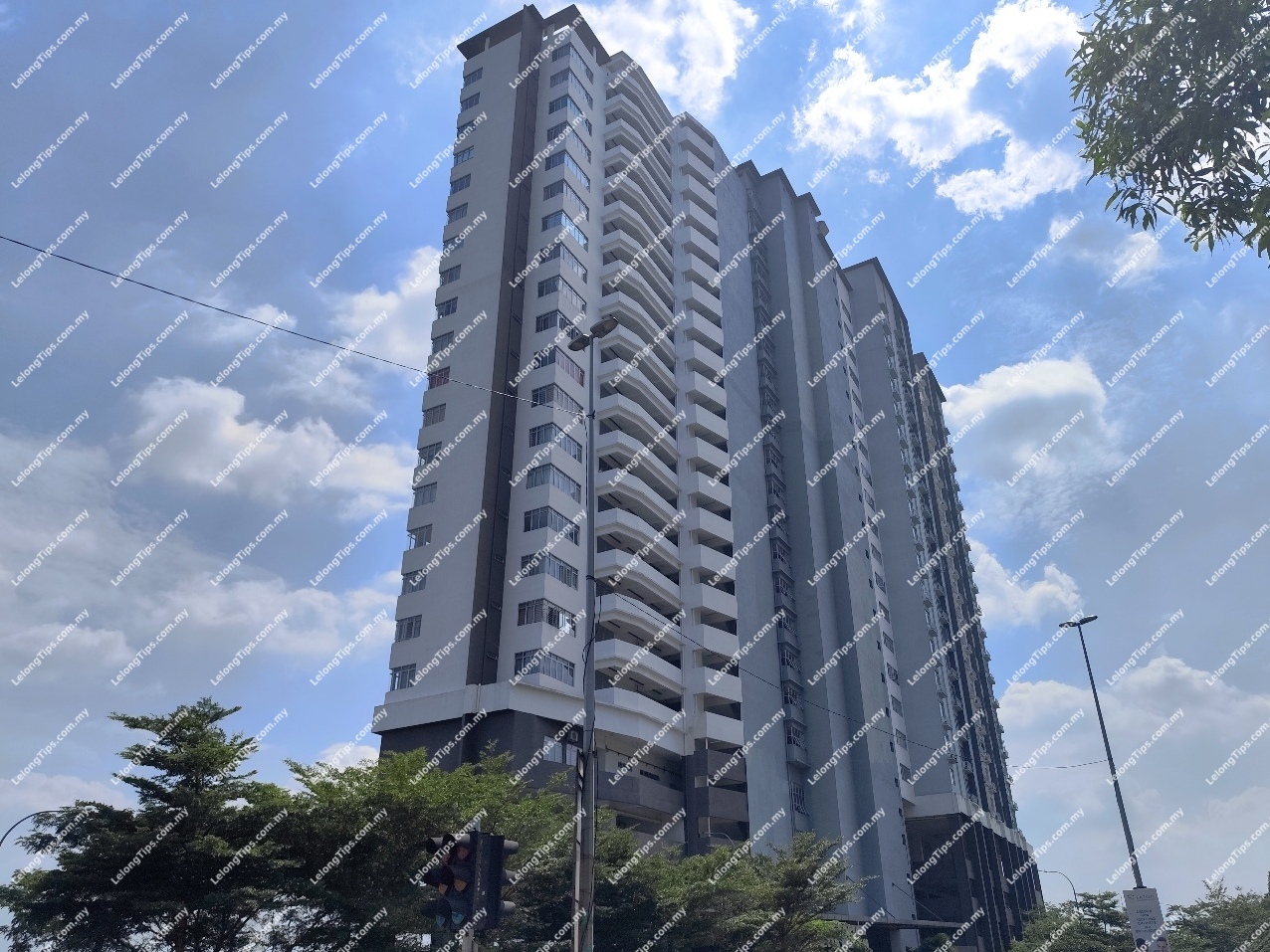 Service Apartment