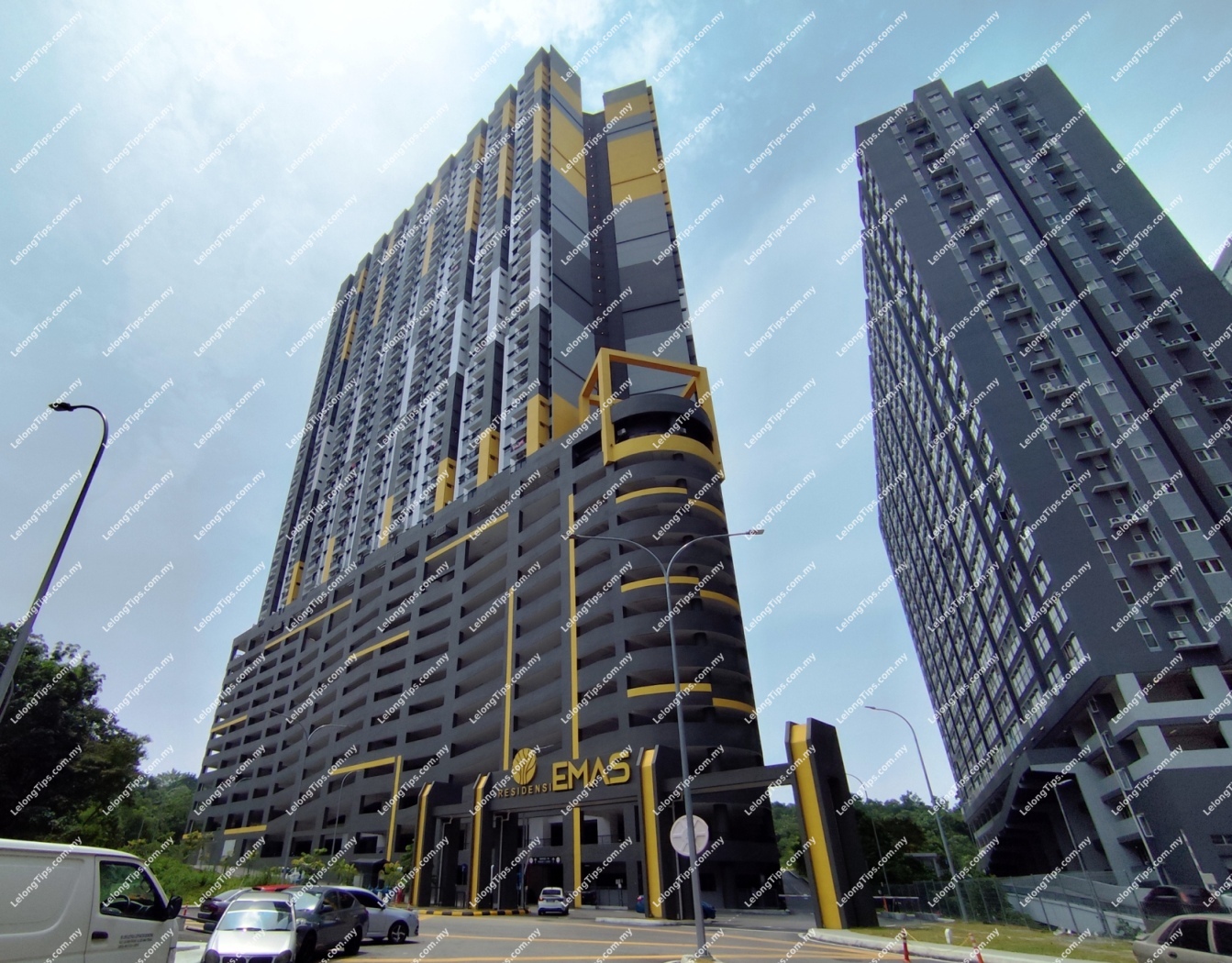 Service Apartment