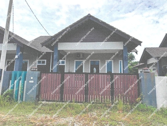1 Storey Semi Detached House