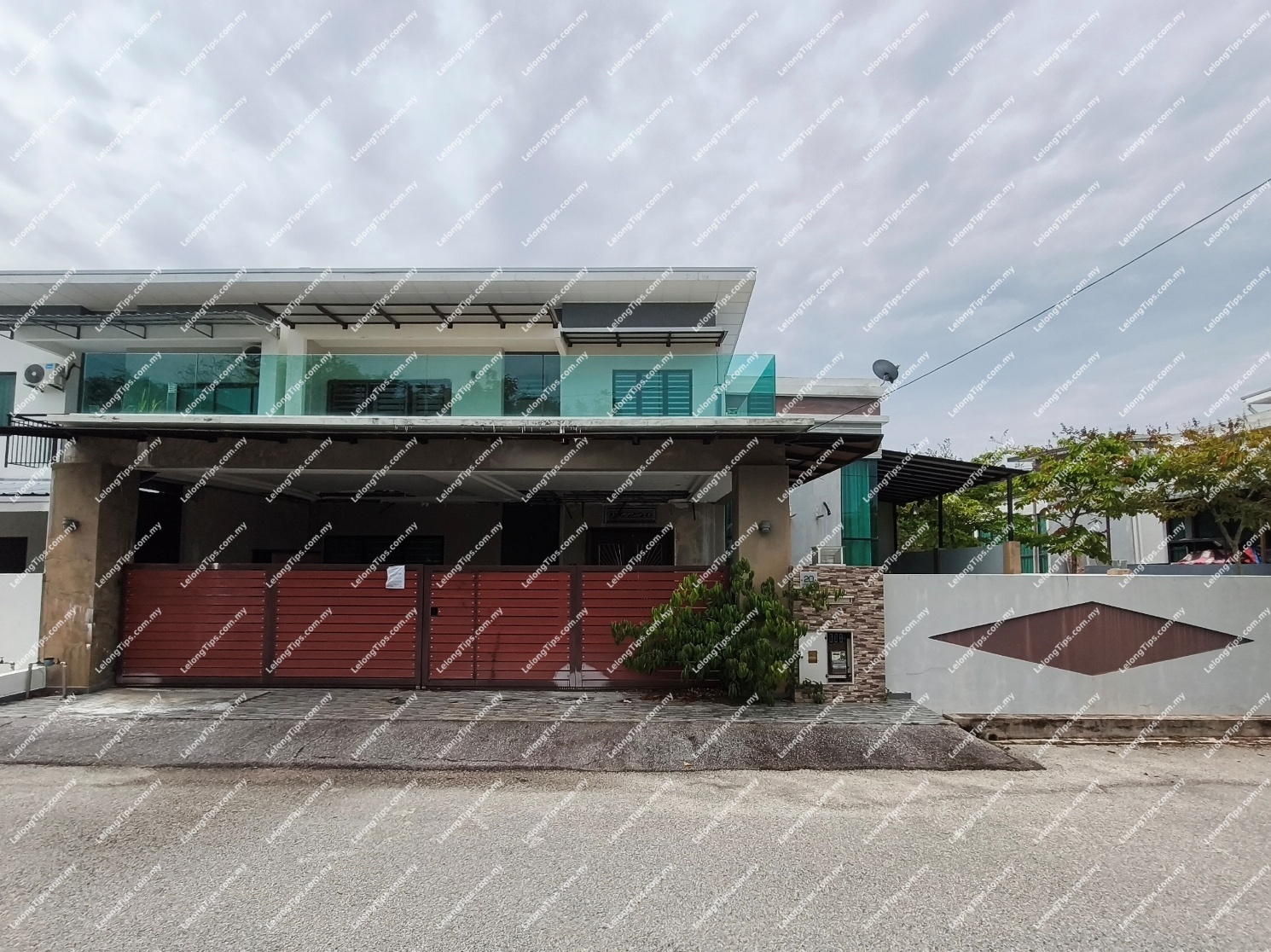 2 Storey Terrace House