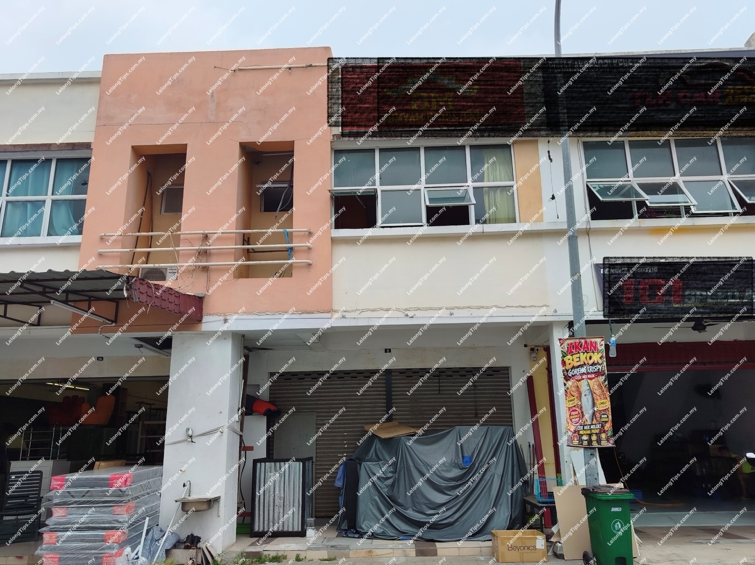 2 Storey Terrace Shop Office