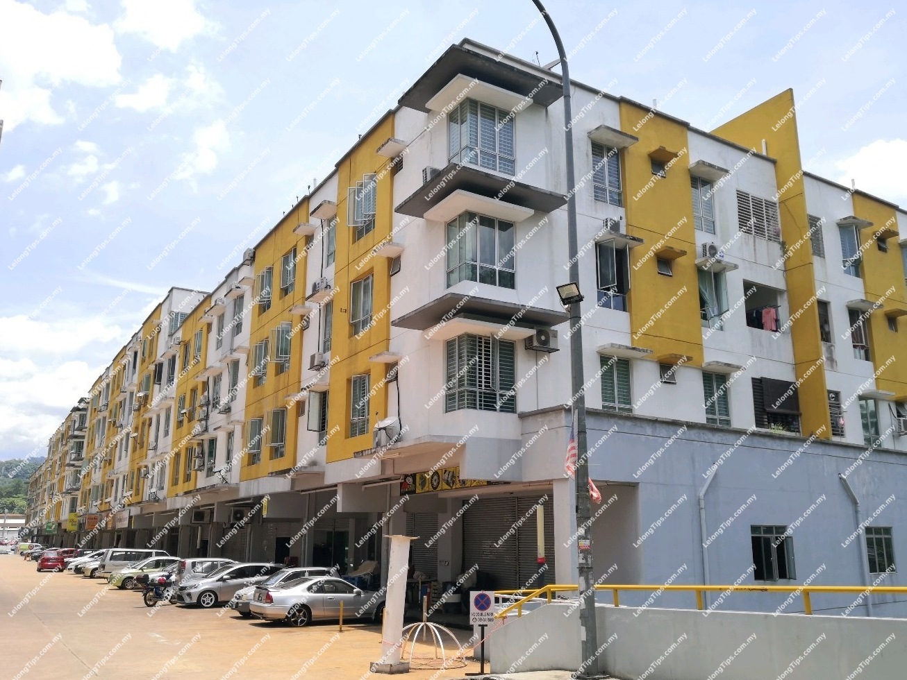 Service Apartment [Next to Jalan Kuching; 10 min to Selayang Mall]