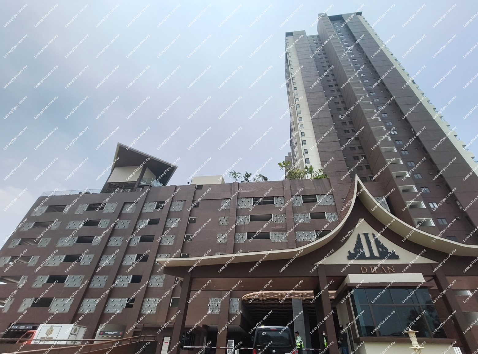 Service Apartment