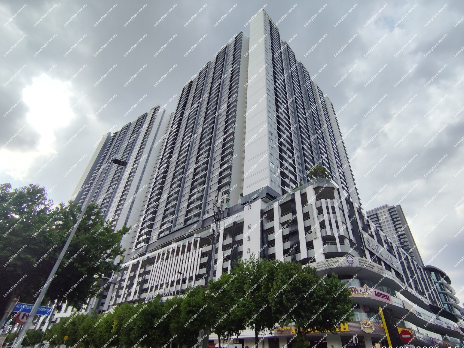 Service Apartment
