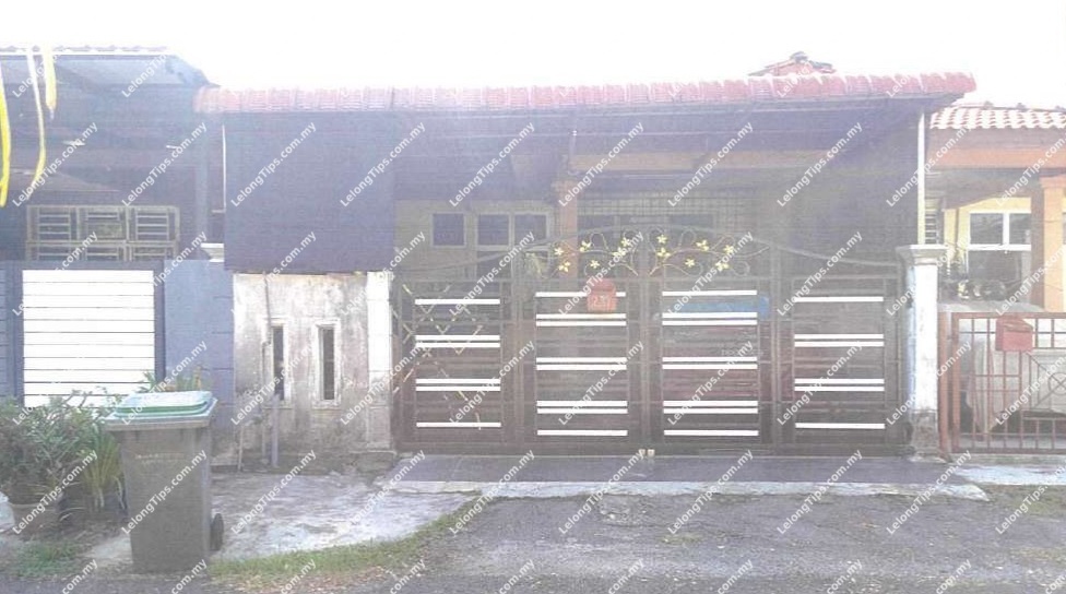 1 Storey Terrace House