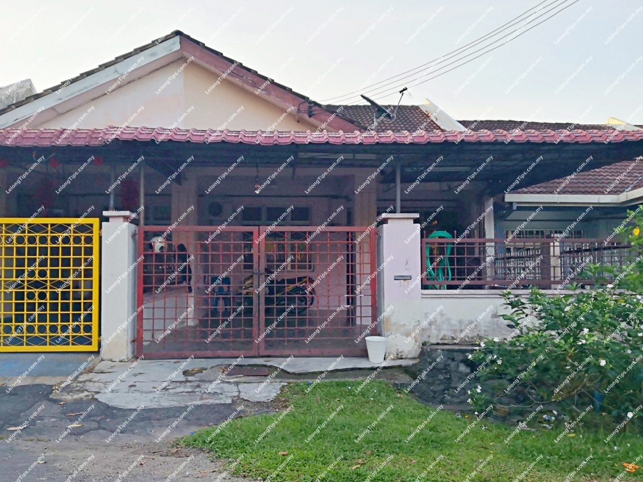 1 Storey Terrace House