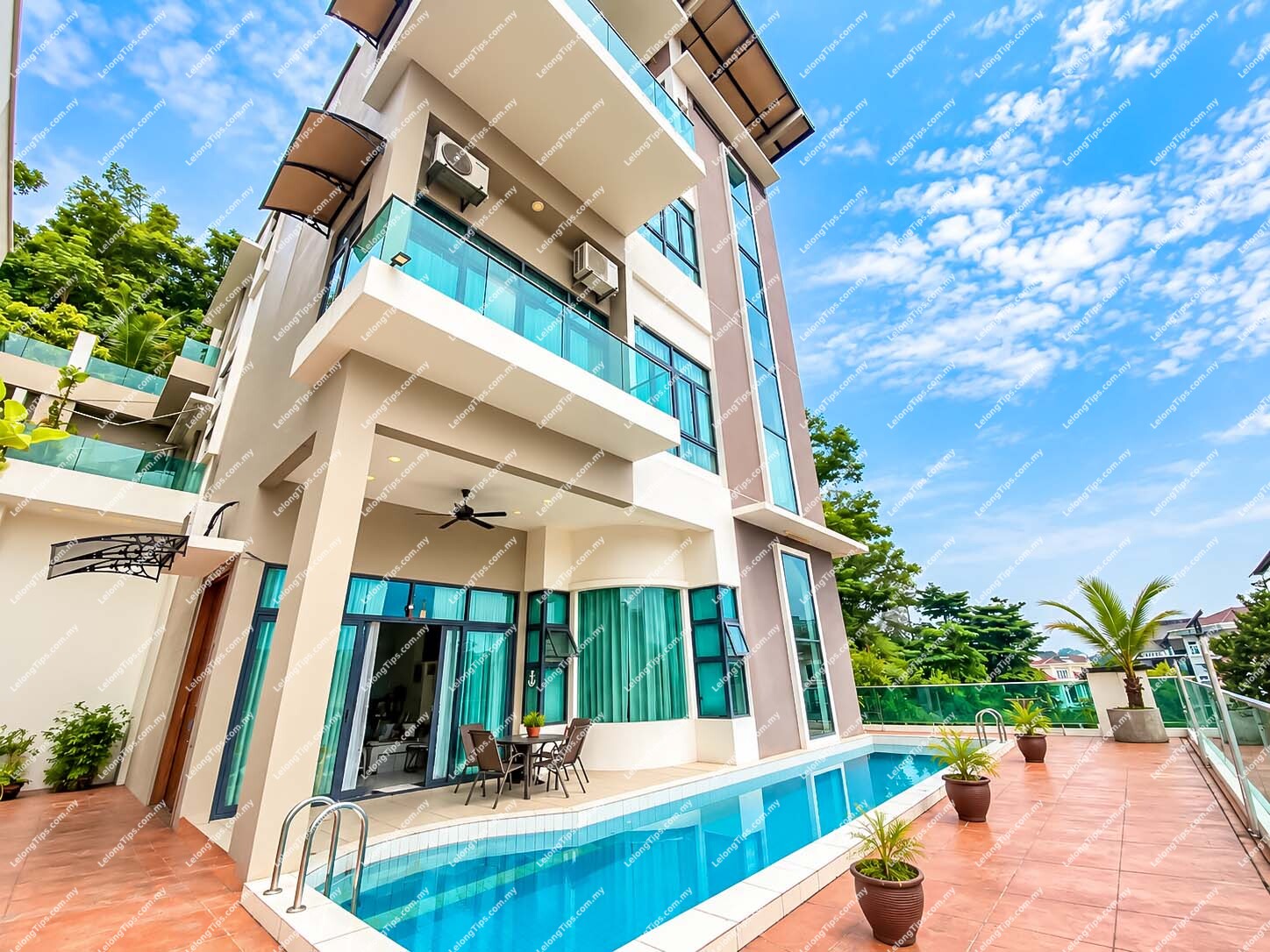 [Bungalow with semi-basements] 5 Storey Bungalow [Ideal for Luxury Confinement & Wellness Haven]