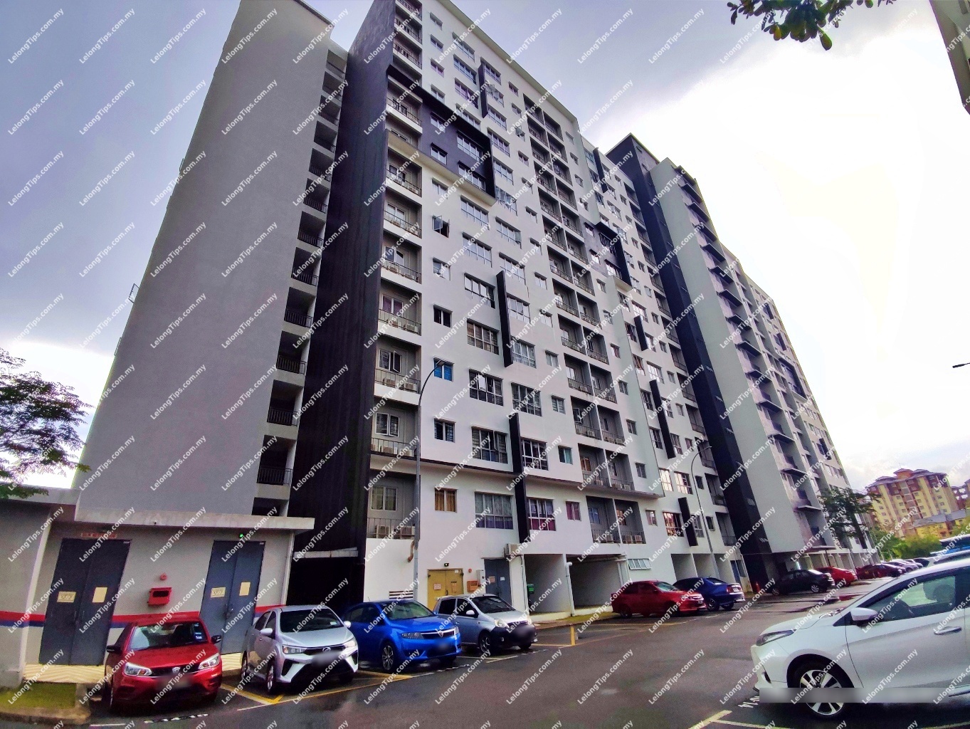 [8 min to Selangor Islamic University] Apartment, Low Cost, Renovated [Just 11 min away from the vibrant Bangi Wonderland] image 4