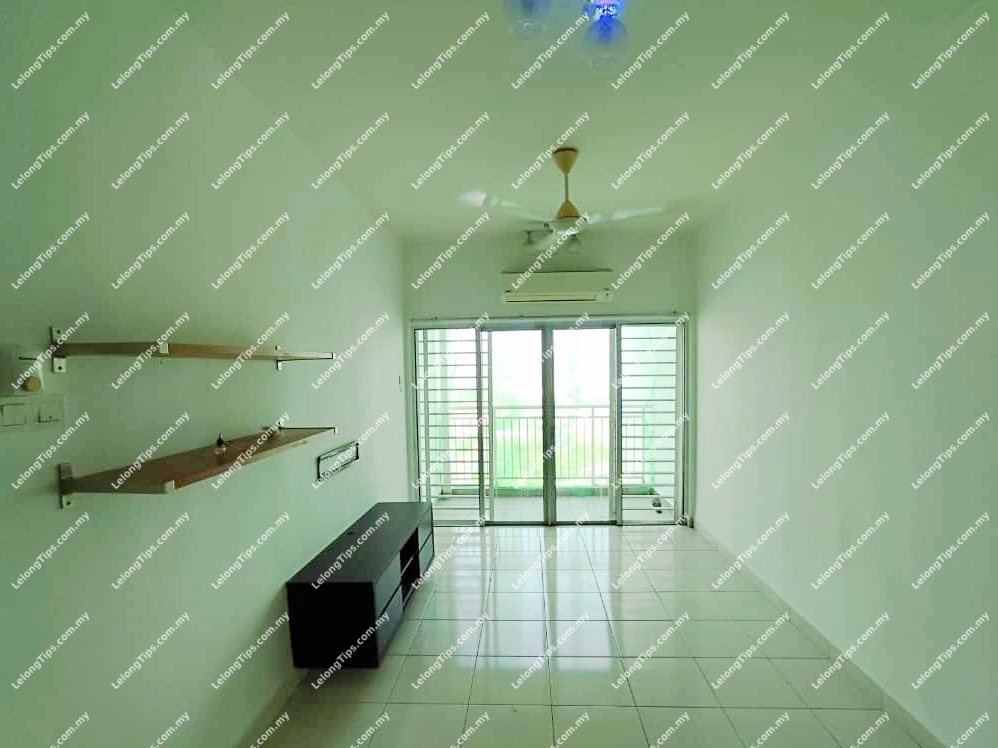 [Vacant Unit] Condominium [70% Occupancy Rate; Right Beside SJKC Kheow Bin; 3 min to Batu Caves KTM Station] image 3