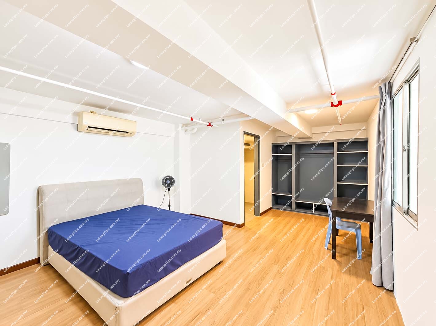 [Walk to LRT3 Subang] Loft Office Unit [Renovated] [Fully Furnished]