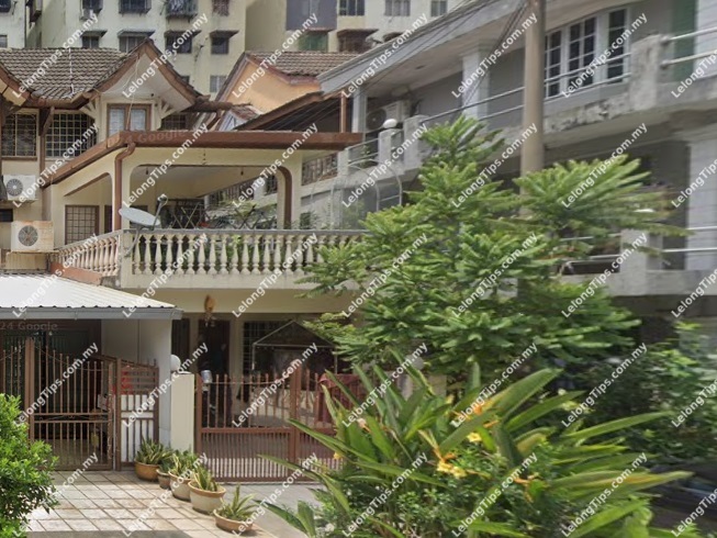 3 Storey Terrace House