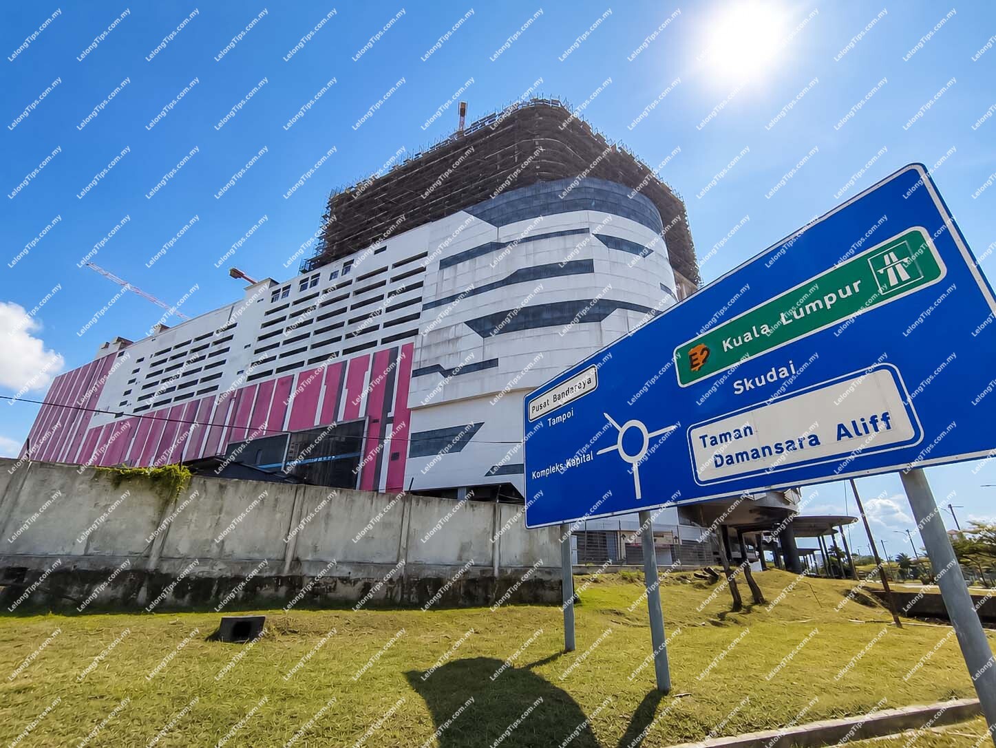 [Investment Potential, Established commercial & industrial area in Tampoi] Retail Lot [5 min to Angsana Mall Johor Bahru & Giant Tampoi, Near CIQ]