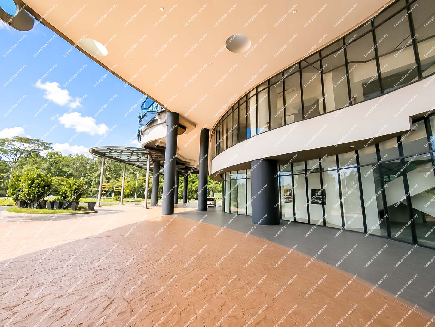[Investment Potential, Established commercial & industrial area in Tampoi] Retail Lot [5 min to Angsana Mall Johor Bahru & Giant Tampoi, Near CIQ]