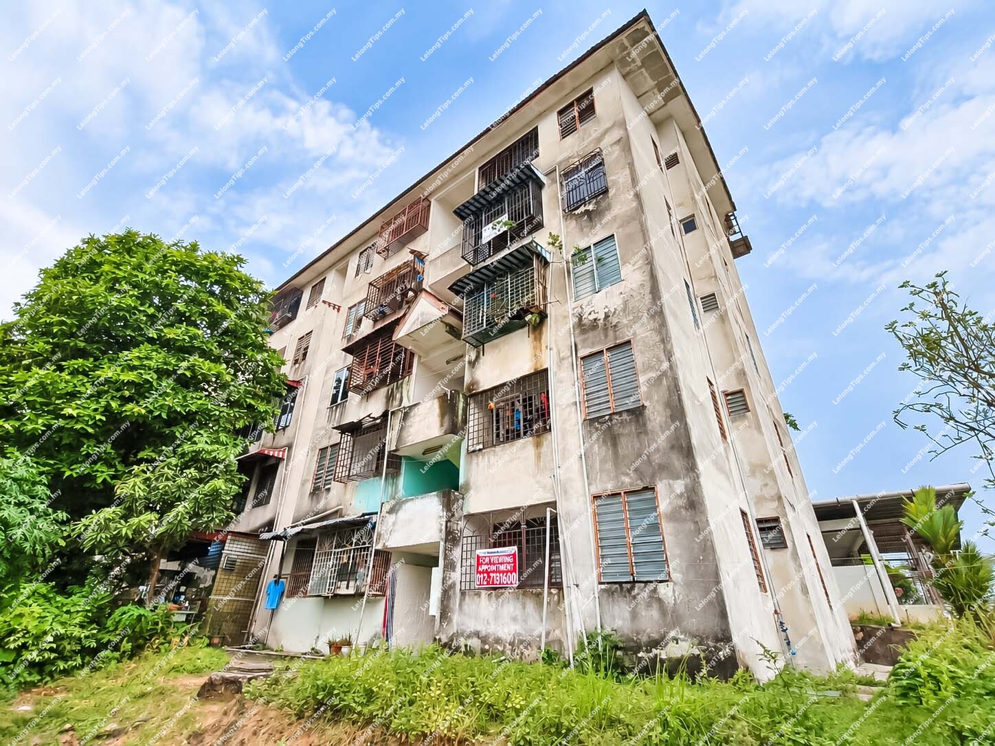 [Ground Floor and End Lot Unit; Bukit Rawang Jaya] Flat [6 min to KPJ Rawang; 8 min to KTMB Rawang]