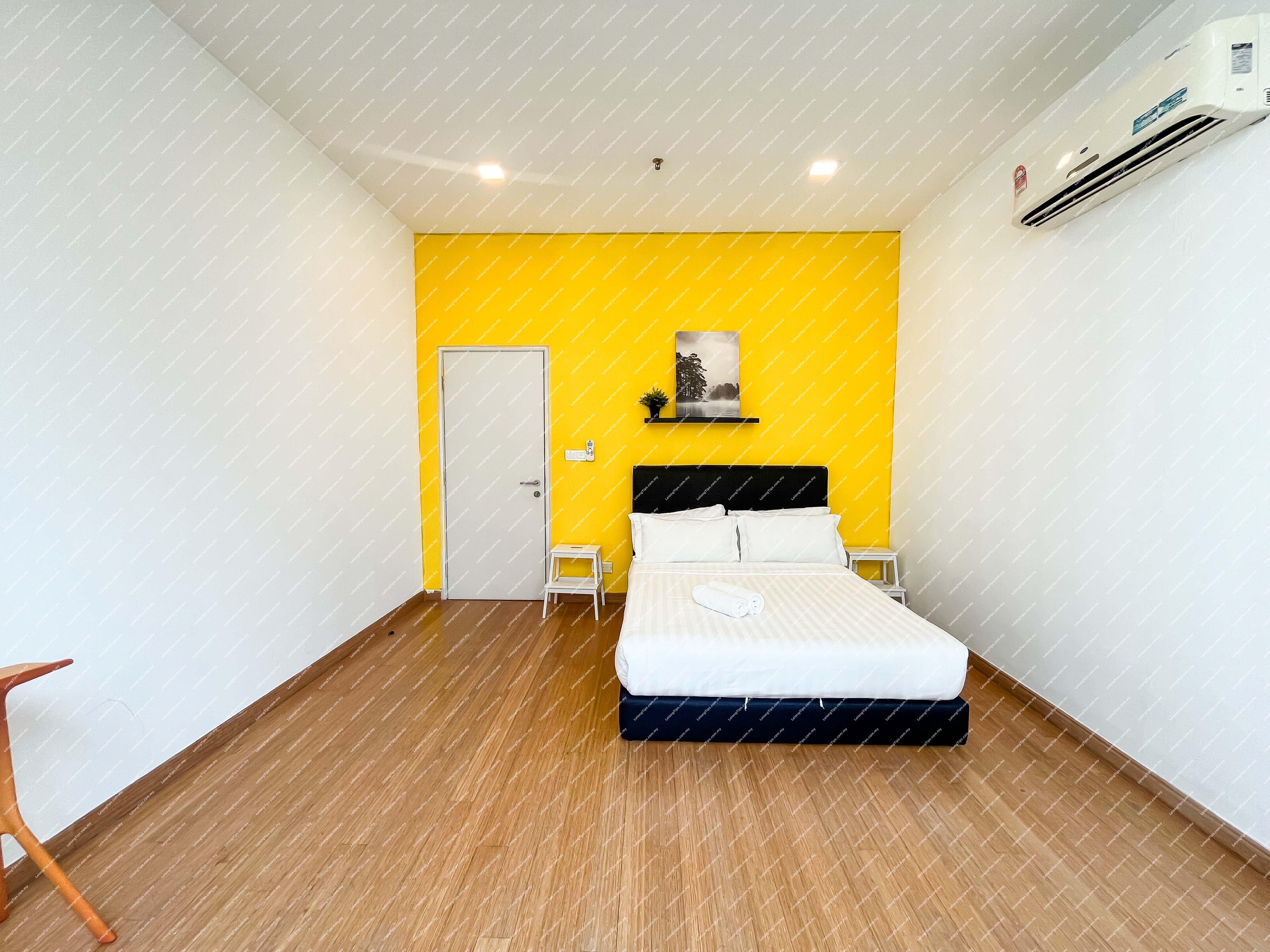[Up to RM 8,000/Month Rental Yield; Tourists Hot Spot in Bukit Ceylon] Serviced Suite [Low Density High Security | Just 3 mins walk to Changkat]