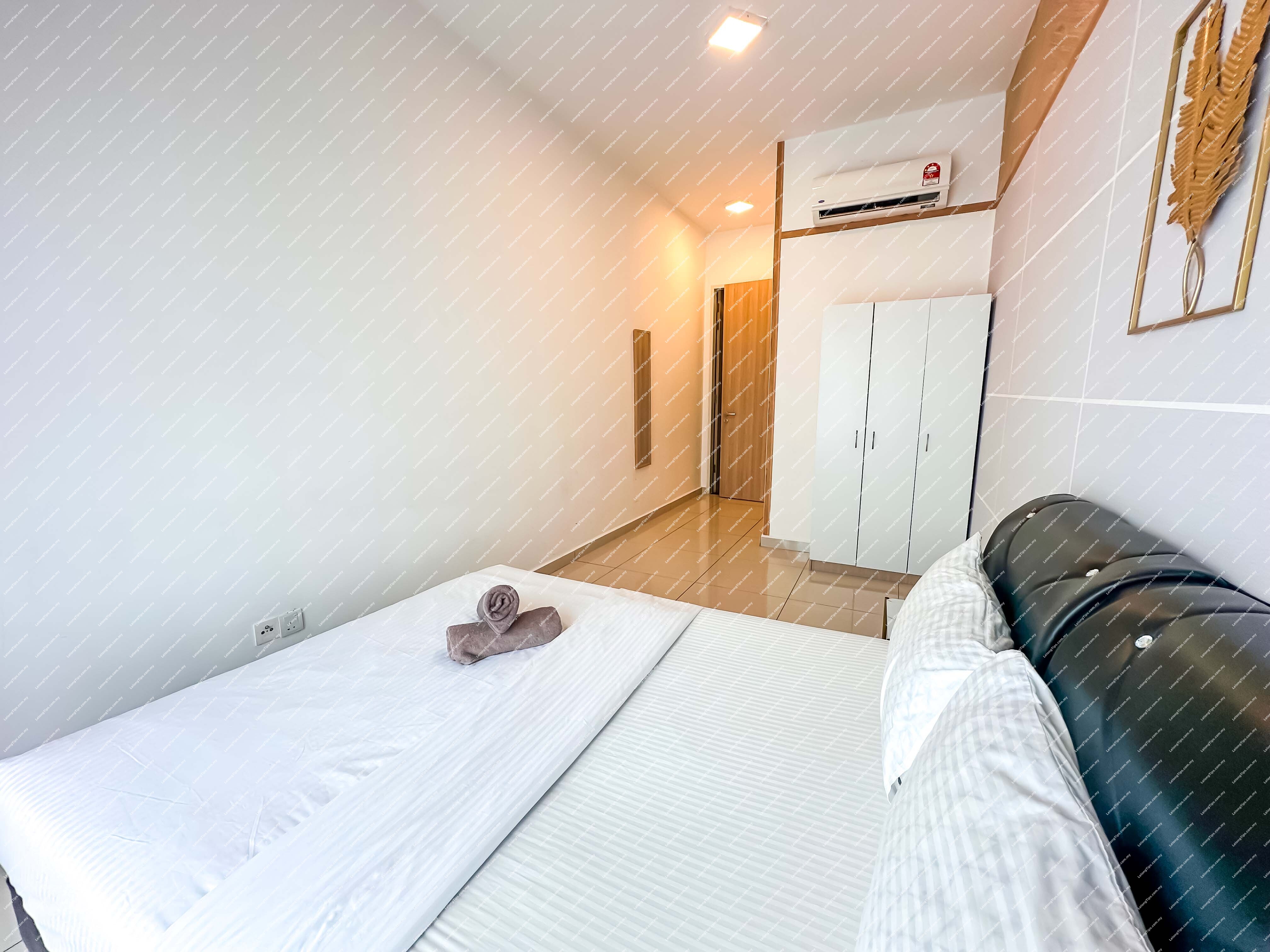 [Income-Generating Investment; Fully Furnished unit] Condominium [Walking distance to LRT Kampung Baru Station and MRT Raja Uda Station]